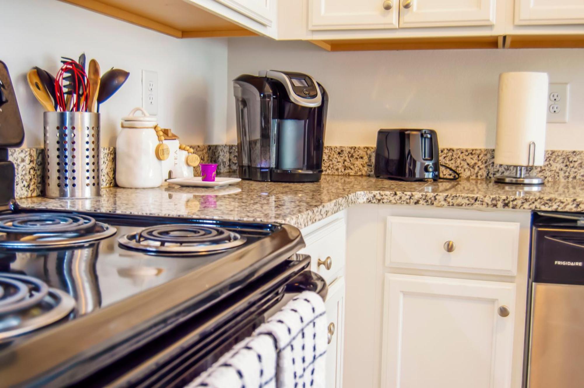 Cozy Condo, Minutes From Broadwy, Sleeps 5 Nashville Exteriör bild